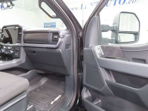 Used 2025 Ford F150 XLT w/ Equipment Group 302A MID image 32