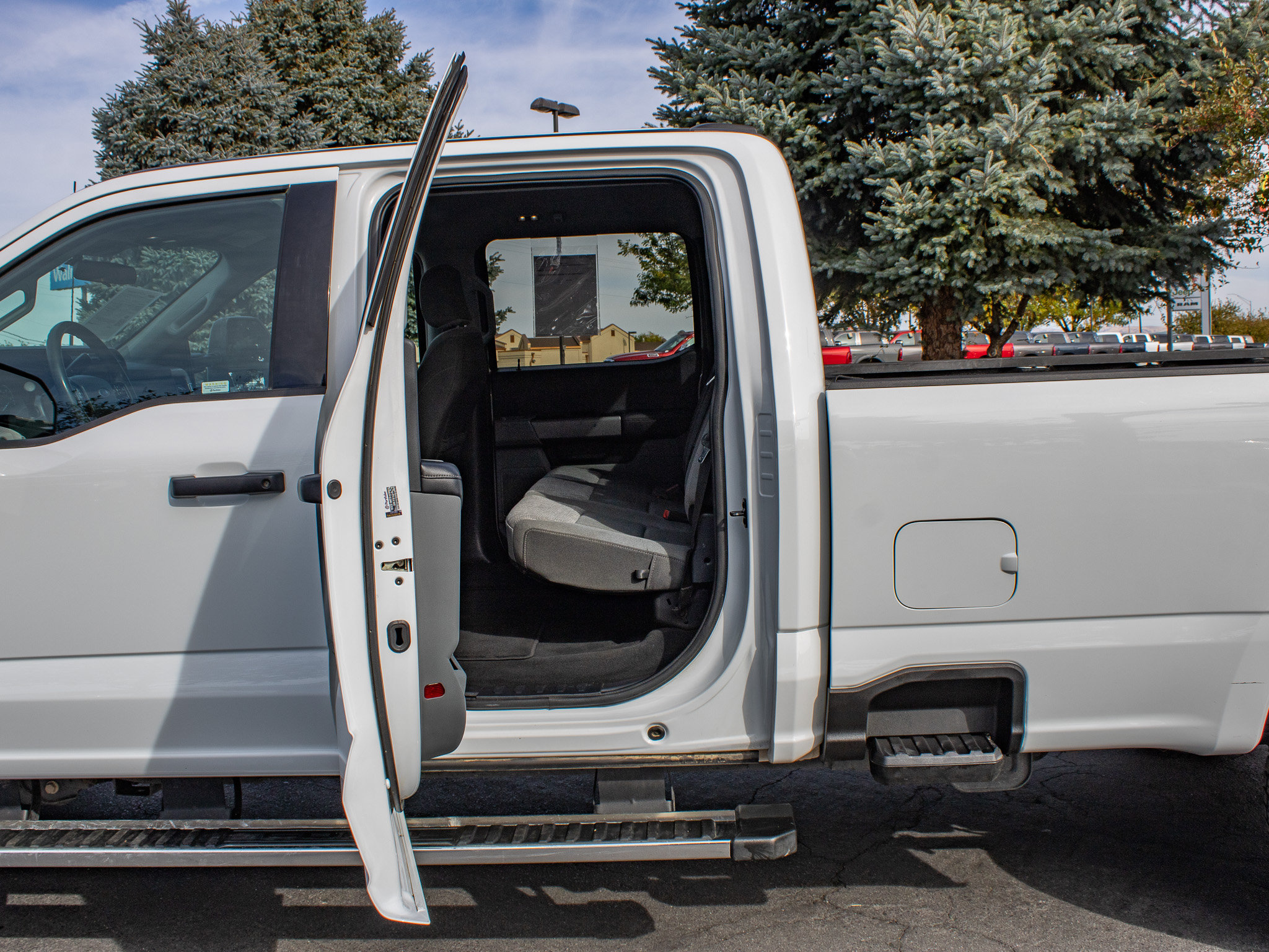 Used 2025 Ford F250 XLT AWD/4WD image 14