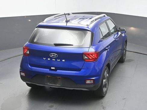 Used 2024 Hyundai Venue SEL FWD image 47