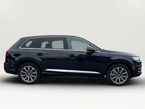 Used 2018 Audi Q7 3.0T Prestige image 2