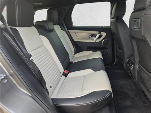 Certified 2025 Land Rover Discovery Sport Dynamic SE image 20