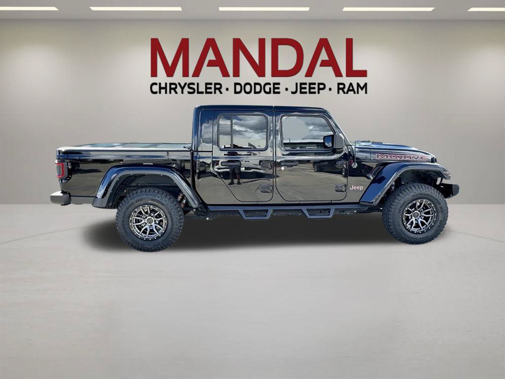 Used 2021 Jeep Gladiator Mojave AWD/4WD image 5