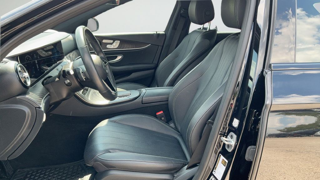 Used 2023 Mercedes-Benz E 350 4MATIC Sedan image 17