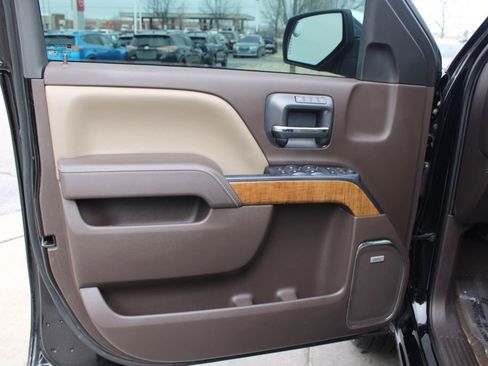 Used 2016 GMC Sierra 1500 SLT w/ SLT Premium Package image 17