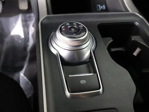 Used 2022 Ford Edge SE image 41