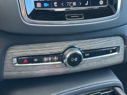 Certified 2023 Volvo XC90 T8 Ultimate w/ Protection Package Premier image 24