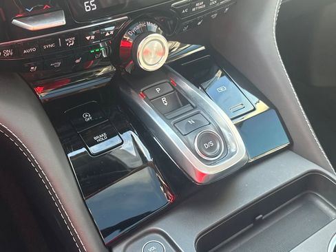 Used 2025 Acura MDX w/ Advance Package image 27