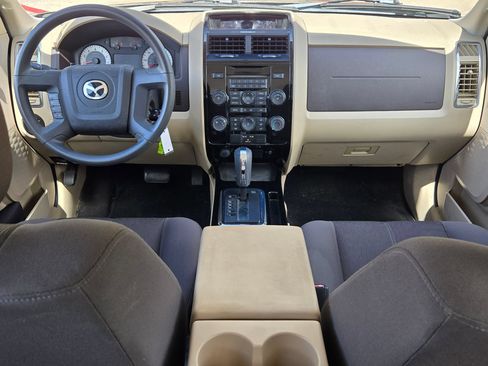 Used 2008 MAZDA Tribute s w/ Towing Pkg FWD image 16