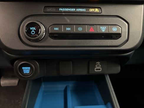 New 2025 Ford Maverick XLT w/ XLT Luxury Package image 13