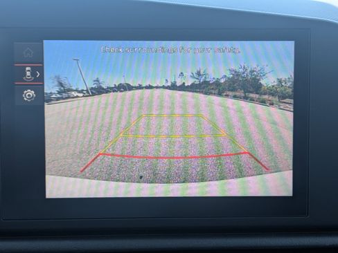 Used 2024 Kia Niro LX image 28