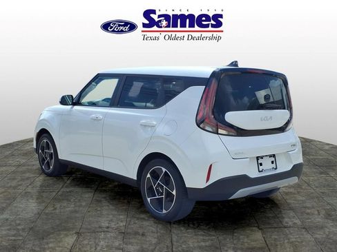 Used 2024 Kia Soul EX FWD image 5