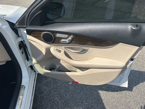 Used 2020 Mercedes-Benz C 300 Sedan image 19