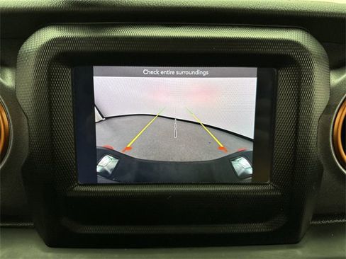 Used 2021 Jeep Gladiator Mojave image 17