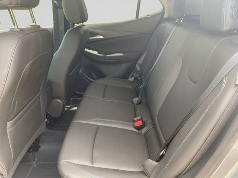 Used 2025 Buick Encore GX Sport Touring AWD/4WD image 19