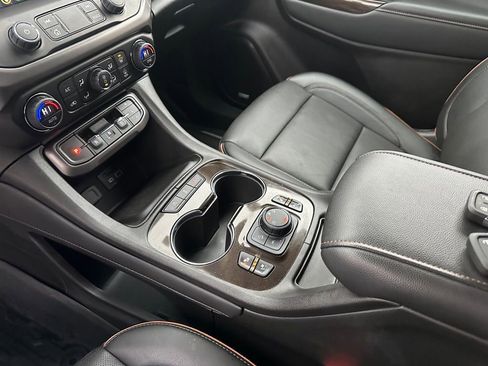 Used 2023 GMC Acadia AT4 w/ Technology Package image 18