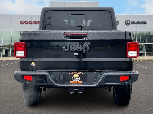 New 2026 Jeep Gladiator Sport image 5