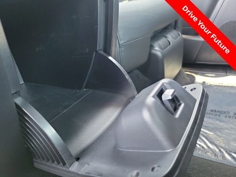 Certified 2021 Nissan Armada SL w/ Midnight Edition Package RWD image 27