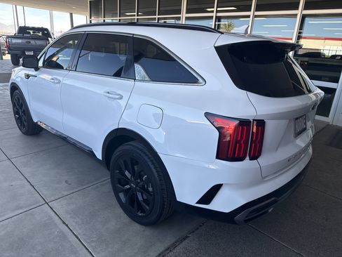 Used 2021 Kia Sorento SX FWD image 6
