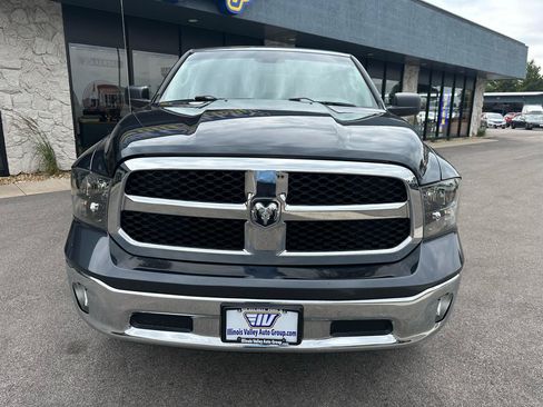 Used 2017 RAM 1500 ST w/ SXT Appearance Group AWD/4WD image 10