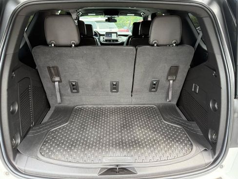 Used 2023 Chevrolet Tahoe LT RWD image 19