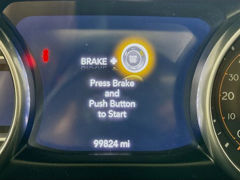 Used 2021 Jeep Wrangler Unlimited Sahara image 18