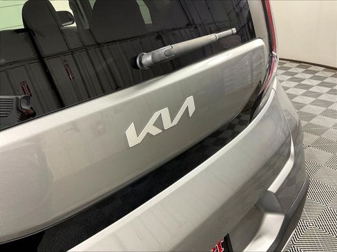 Used 2024 Kia Soul LX w/ Option Group 015 FWD image 23