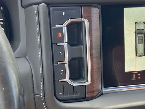 Used 2023 GMC Yukon XL Denali Ultimate AWD/4WD image 28
