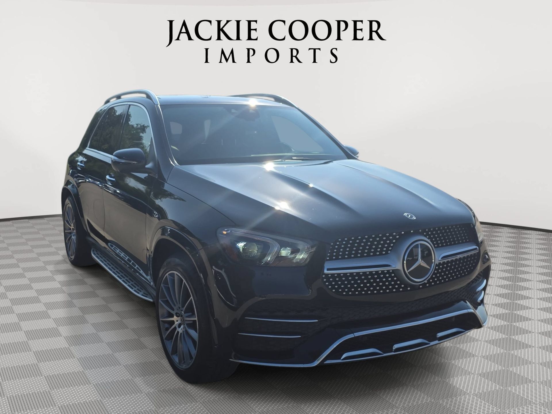Used 2021 Mercedes-Benz GLE 350 4MATIC image 3