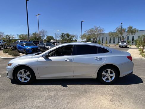 Used 2019 Chevrolet Malibu LS FWD image 4