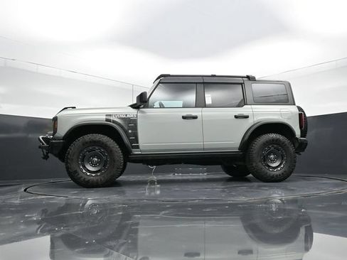 Used 2024 Ford Bronco Everglades AWD/4WD image 47
