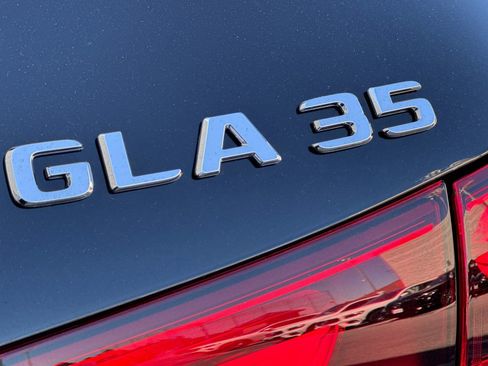 New 2026 Mercedes-Benz GLA 35 AMG 4MATIC image 23