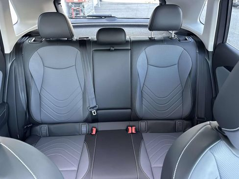 New 2026 Volkswagen Tiguan SE FWD image 14