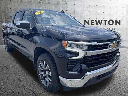Used 2023 Chevrolet Silverado 1500 LT AWD/4WD image 1
