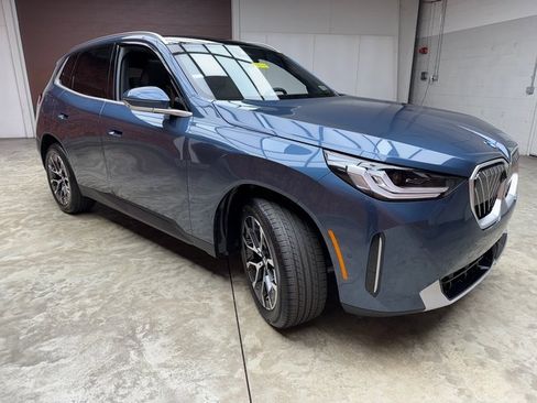 Used 2025 BMW X3 xDrive30i image 7