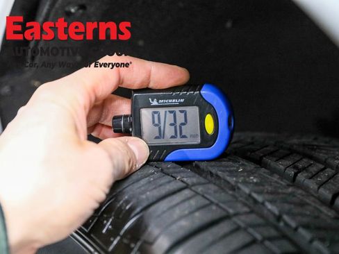 Used 2024 GMC Yukon XL SLT image 31