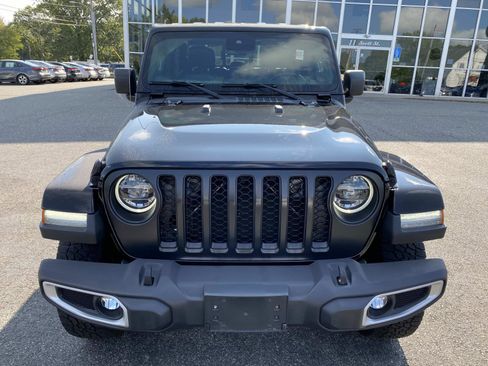 Used 2020 Jeep Gladiator Overland w/ Popular Equipment Package image 9