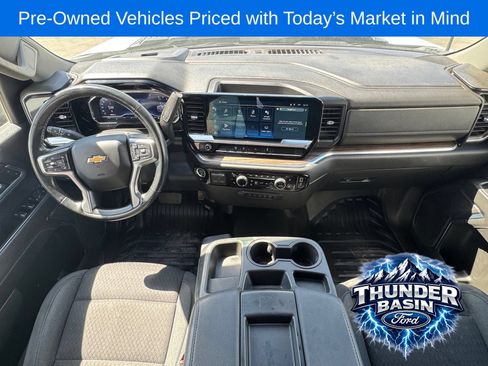 Used 2024 Chevrolet Silverado 2500 LT w/ Convenience Package AWD/4WD image 19