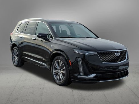 Certified 2024 Cadillac XT6 Premium Luxury w/ Technology Package image 5