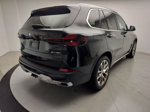 Certified 2024 BMW X5 xDrive40i w/ Premium Package AWD/4WD image 3