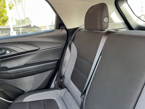 Used 2025 Chevrolet TrailBlazer LT image 39