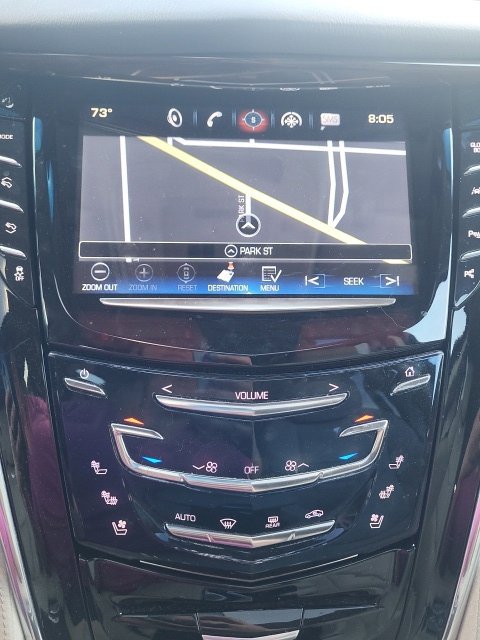 Used 2017 Cadillac Escalade ESV Luxury AWD/4WD image 9