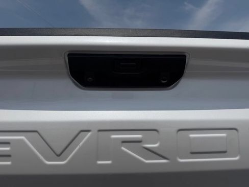 Used 2024 Chevrolet Silverado 1500 High Country AWD/4WD image 21
