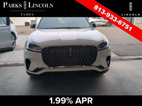 Certified 2026 Lincoln Aviator Reserve w/ Luxury Package RWD image 6