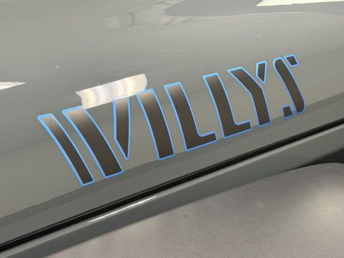 Used 2024 Jeep Wrangler Unlimited image 9