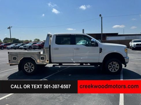 Used 2017 Ford F250 XLT w/ XLT Premium Package AWD/4WD image 7