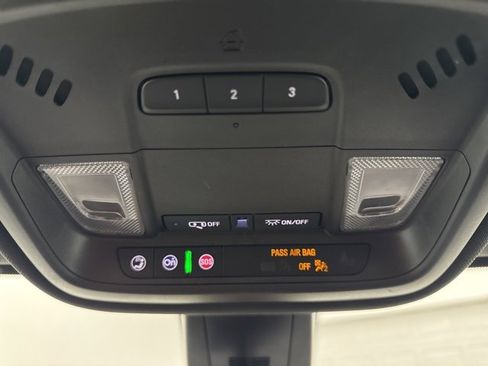 Used 2022 Chevrolet Traverse LT w/ LPO, 'HIT The Road' Package image 21