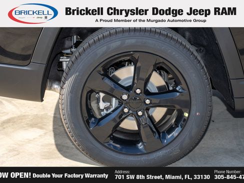 New 2025 Jeep Grand Cherokee L Limited image 44