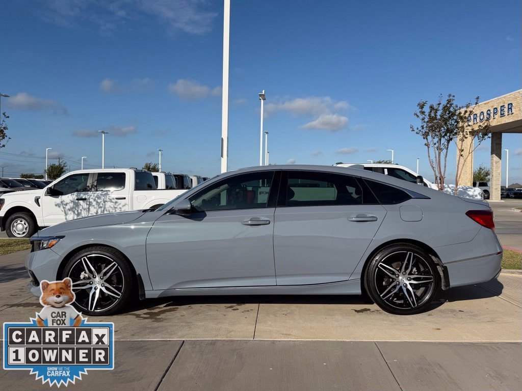 Used 2021 Honda Accord Touring image 8