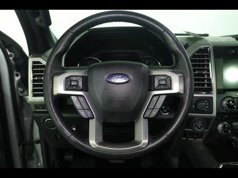 Used 2016 Ford F150 Platinum w/ Equipment Group 701A Luxury AWD/4WD image 18