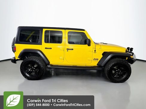Used 2020 Jeep Wrangler Unlimited Sport AWD/4WD image 17
